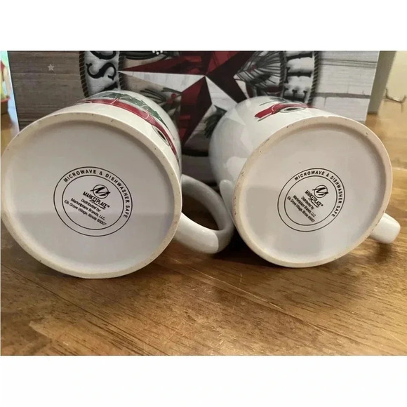 2 Coffee Tea Mug Set W/ Gift Box - Red Car Hauling A Christmas Tree Cups So Cute - Picture 5 of 6